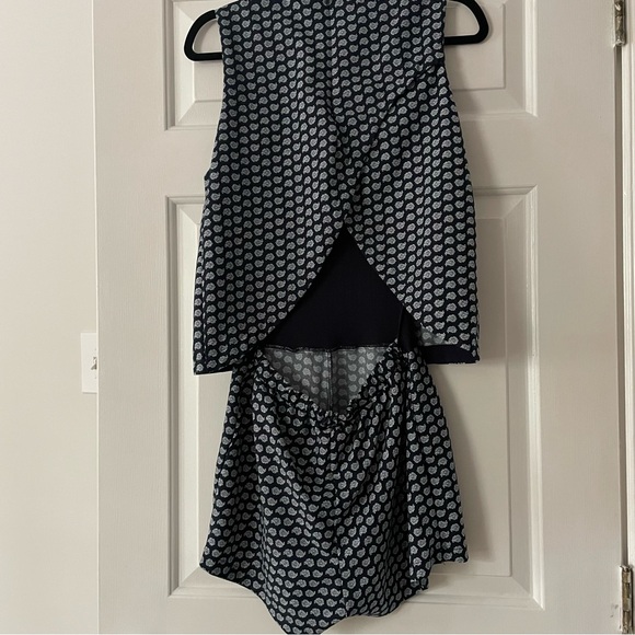 Zara Trafaluc open back skort romper paisley navy Medium - Picture 3 of 3